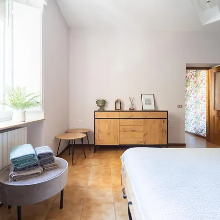 アパート Maffei 8 *